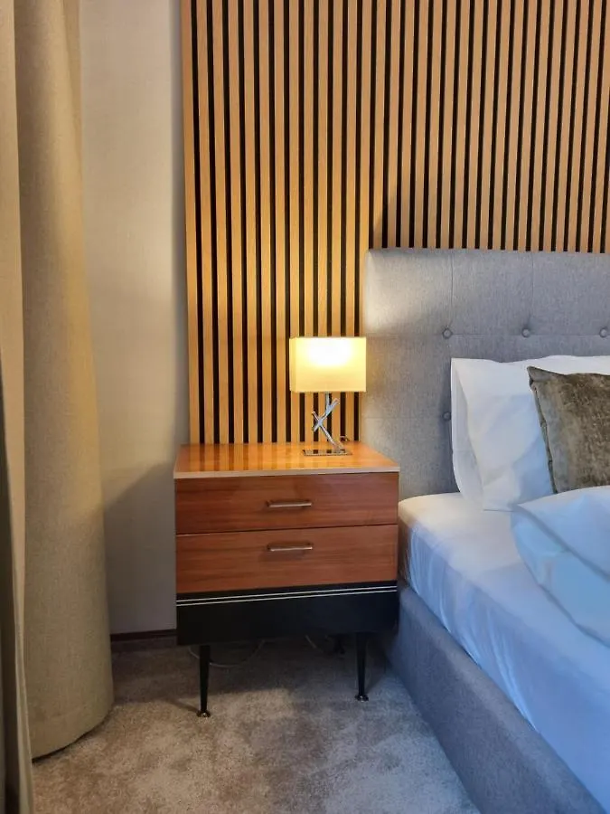 Villa With Private Sauna And Jacuzzi, 8 Min From Schloss Schoebrunn Vienna Austria