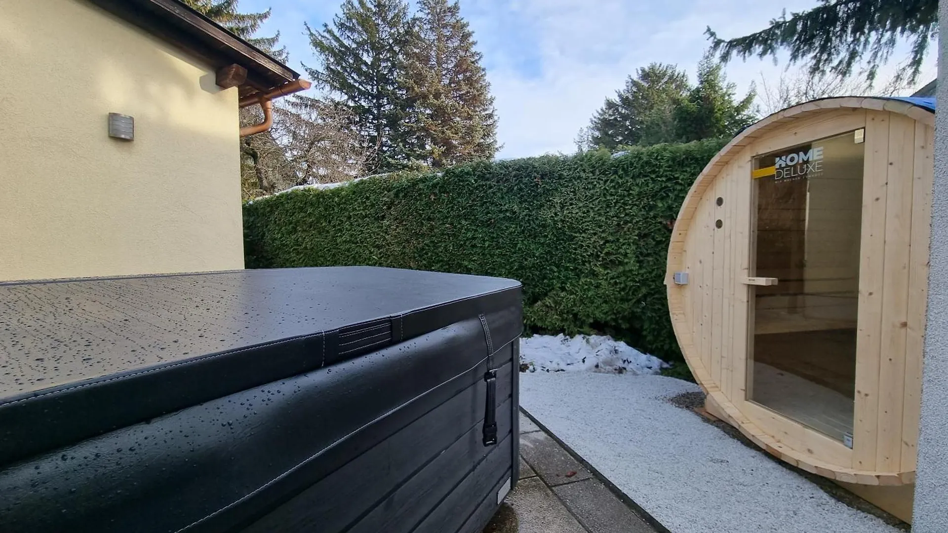 Villa With Private Sauna And Jacuzzi, 8 Min From Schloss Schoebrunn Vienna