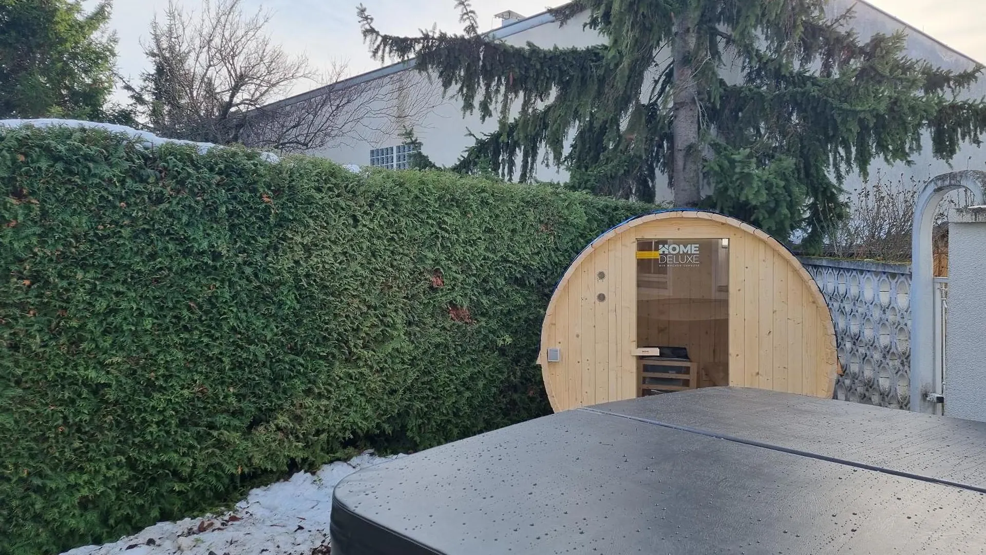 Villa With Private Sauna And Jacuzzi, 8 Min From Schloss Schoebrunn Vienna 0*,  Austria